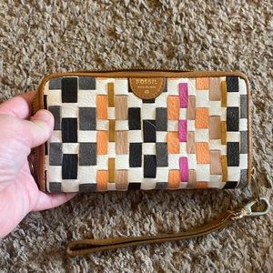 Fossil wristlet